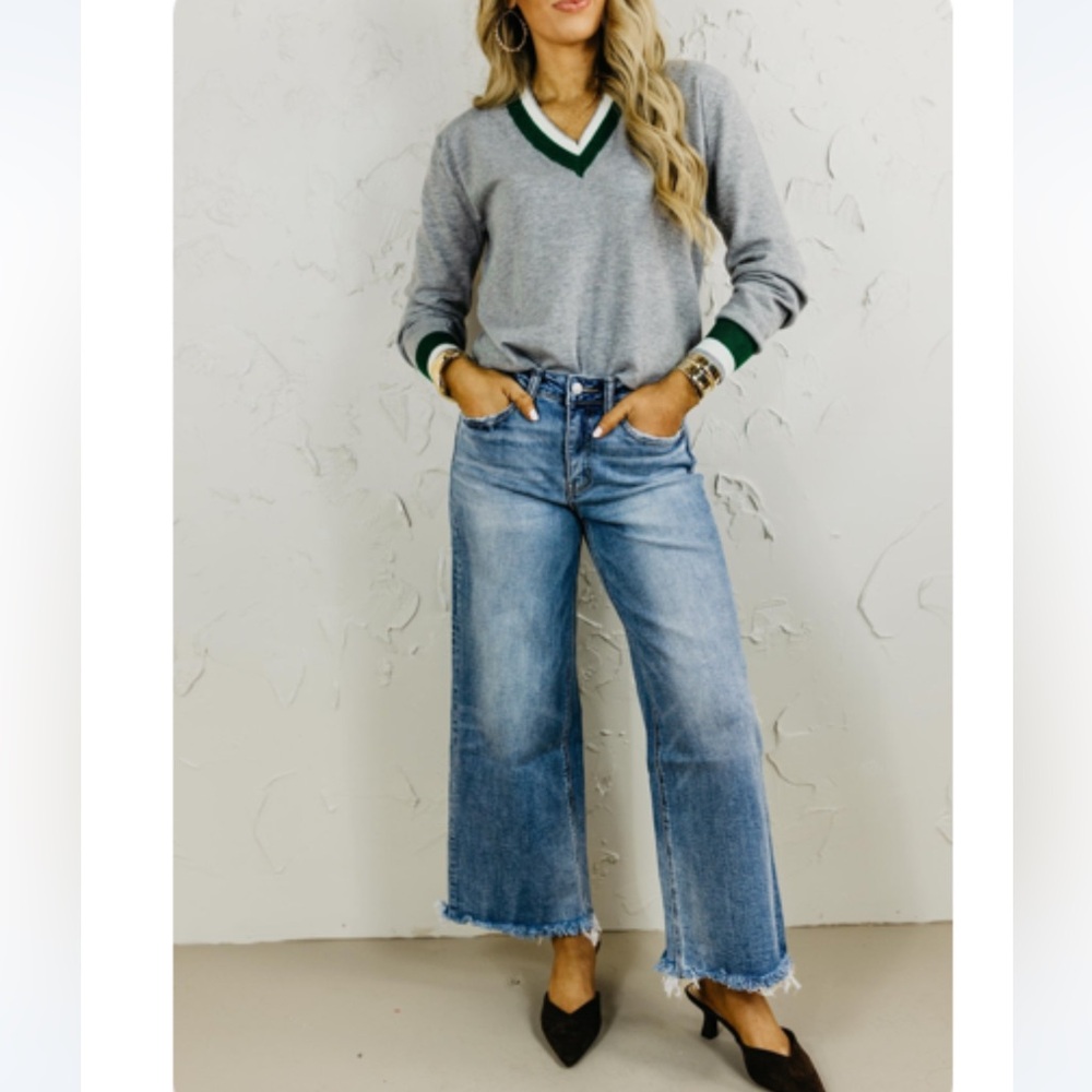NEW W/ TAG: Flying Monkey - Sagacity - High Rise Crop Wide Leg Jeans - Size 25